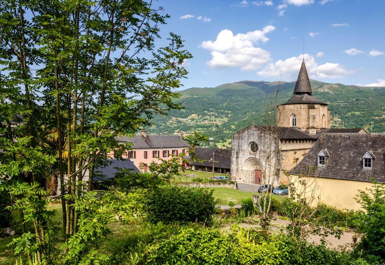 Pyrenees Cycling Lodge Saint-Savin  Eksteriør bilde